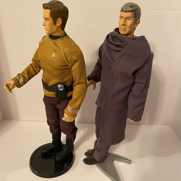 Star Trek 2009  Captain Kirk And Mr. Spock Figurine - Picture 3 of 8